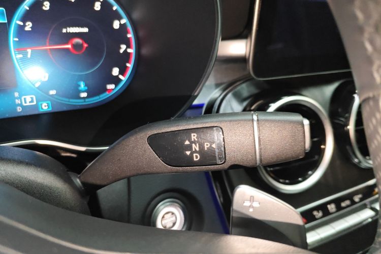 奔驰C级 2021款 C 200 L 时尚型运动版局部细节18