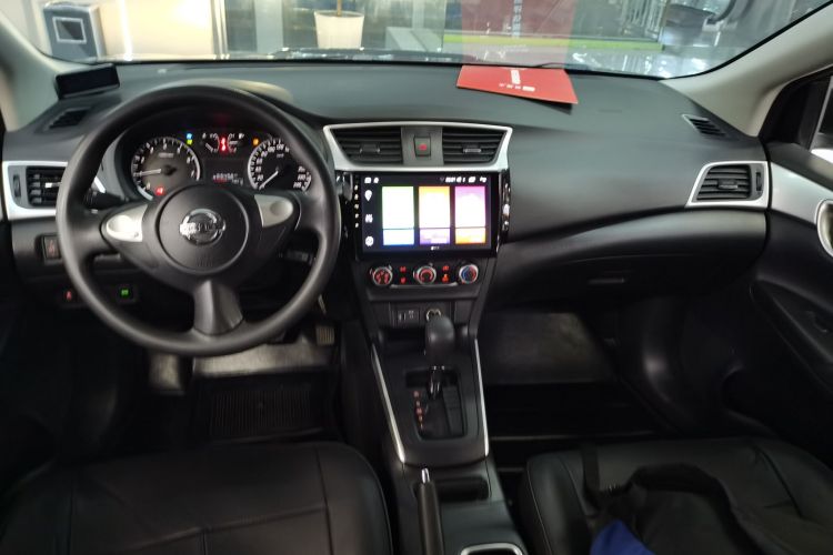 日产 轩逸 2019款 经典 1.6XE CVT舒适版中控内饰12