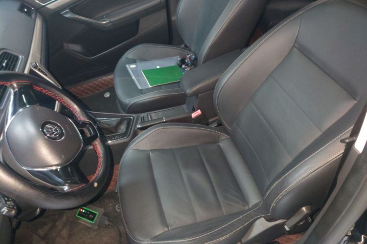 大众 朗逸 2015款 1.6L 自动舒适版中控内饰19