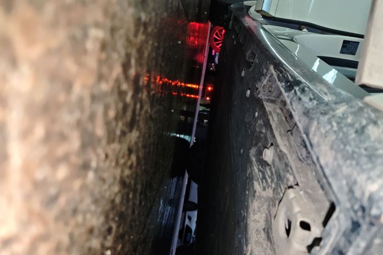 鸿蒙智行 智界R7 2025款 增程 251km Max局部细节9001