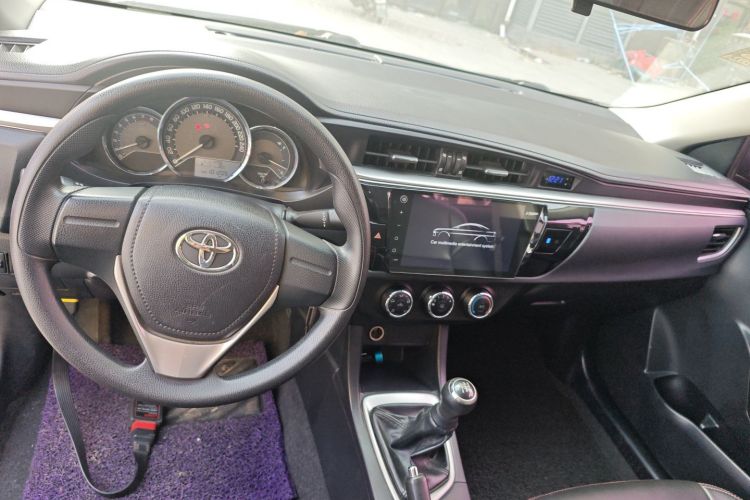 丰田 雷凌 2016款 1.6G 手动精英版中控内饰12