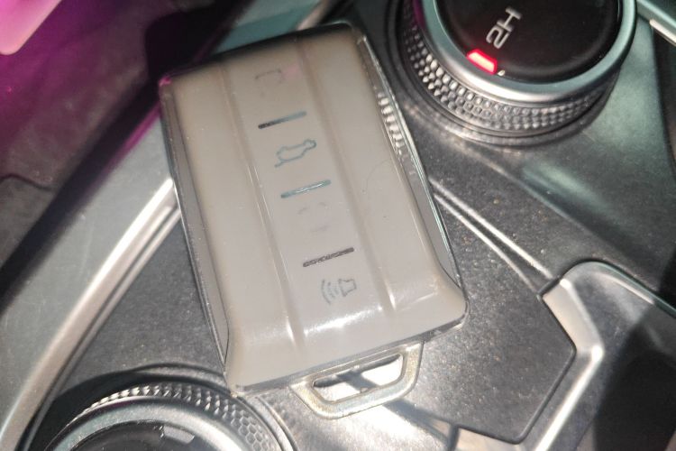 坦克300 2021款 越野版 2.0T 征服者中控内饰7001