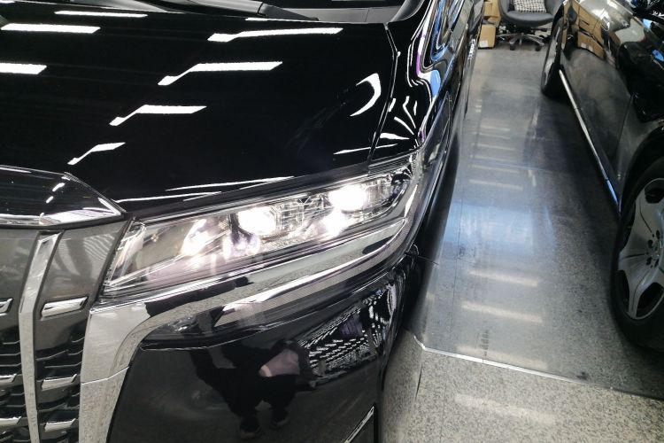 丰田 埃尔法 2021款 双擎 2.5L 尊贵版局部细节36