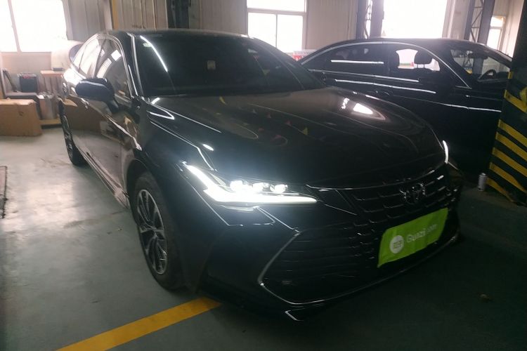 丰田 亚洲龙 2022款 2.0L 豪华版车身外观3