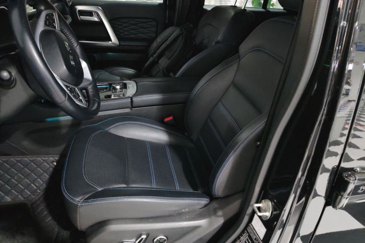 北京BJ40 2020款 2.0T 自动四驱城市猎人版侠客型局部细节19