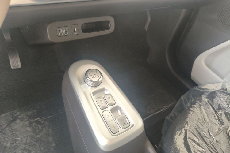 长安启源 长安Lumin 2026款 宝藏版 205km 酷爱米 宁德中控内饰18