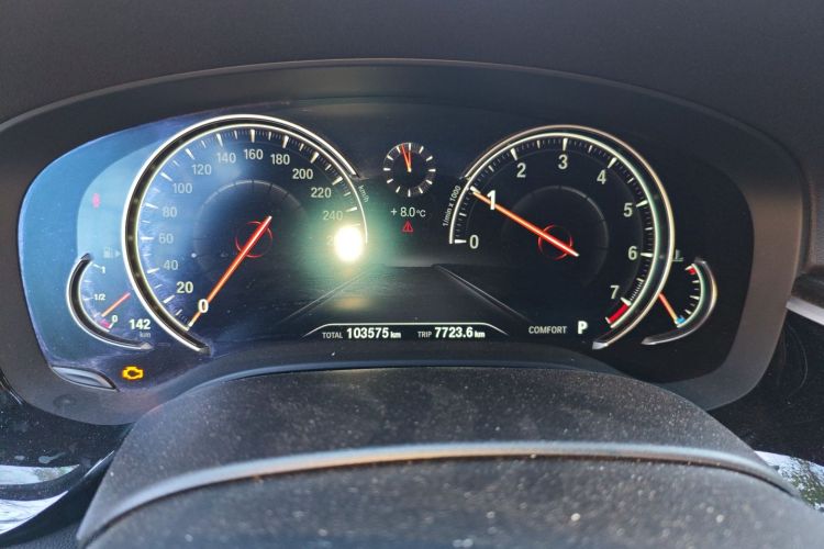 宝马5系 2018款 525Li M运动套装中控内饰14