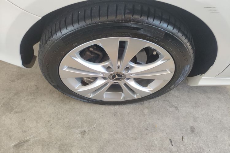 奔驰B级 2019款 B 200 动感型车身外观6008