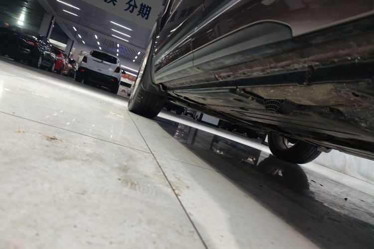 领克01 2017款 2.0T 两驱型Pro版局部细节9002