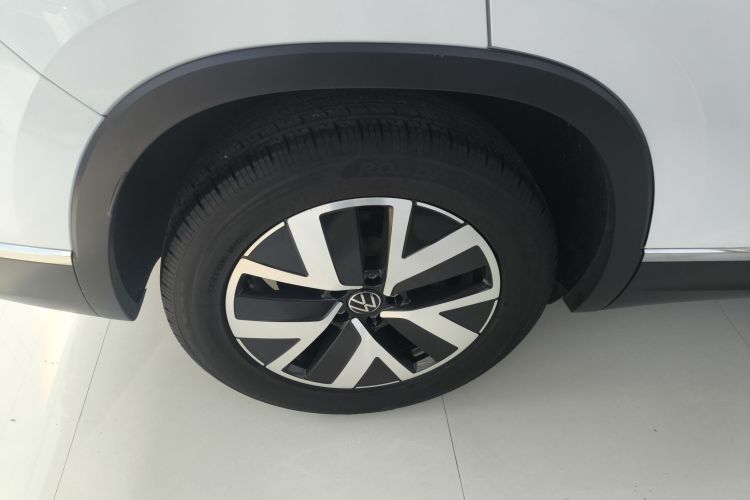 大众 探岳 2023款 300TSI 两驱豪华Plus进阶版车身外观6007