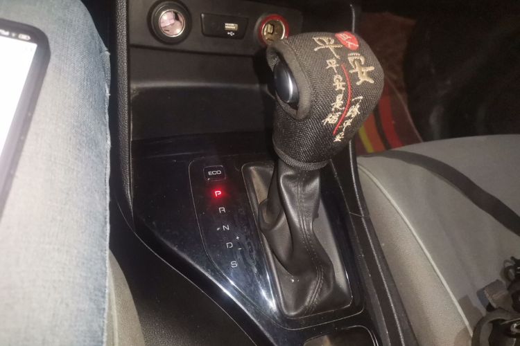 宝骏730 2019款 1.5T CVT时尚型 7座 国VI中控内饰18