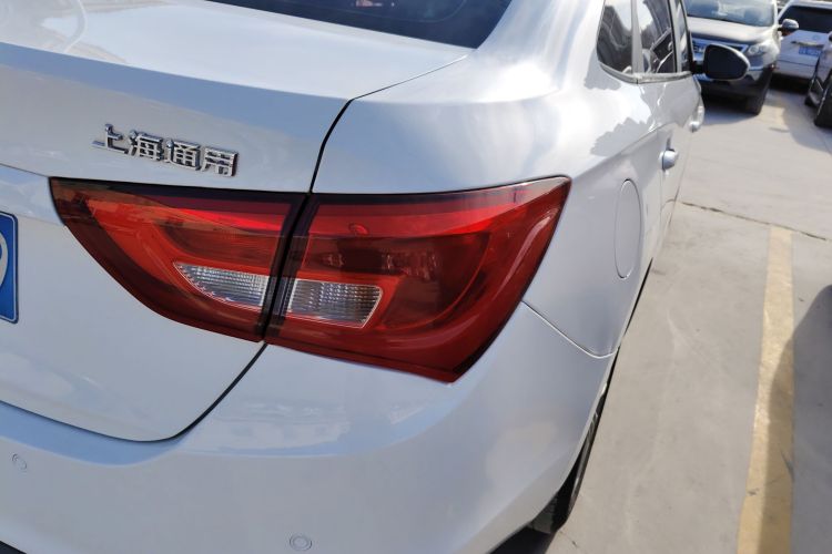 别克 英朗 2015款 15N 自动精英型车身外观6006