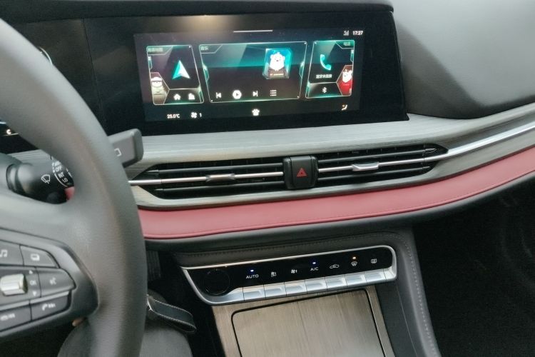 长安CS55PLUS 2020款 1.5T 手动炫色型中控内饰16