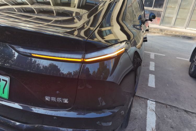 乐道L60 2024款 85kWh 后驱版车身外观6006