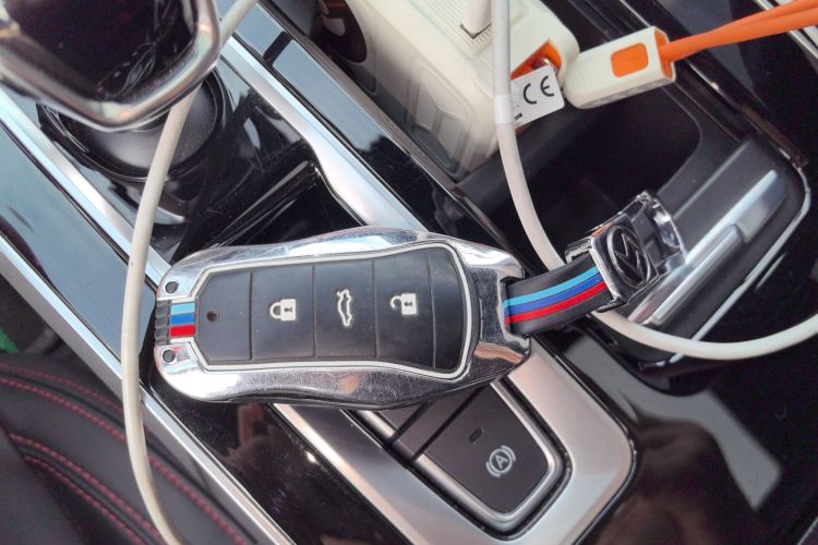 思皓曜 2021款 1.5TGDI DCT穿云RACE版中控内饰7001