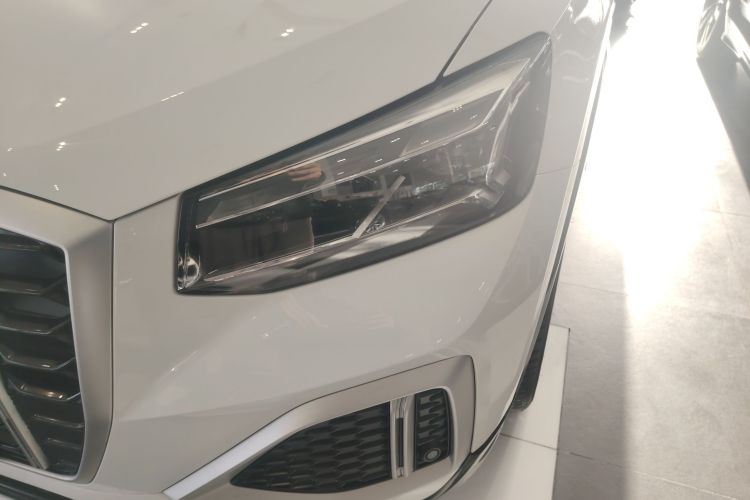 奥迪Q2L 2022款 35 TFSI 进取致雅型局部细节36