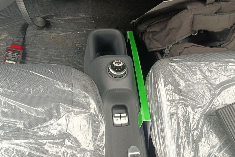 五菱汽车 五菱之光新能源 2025款 201km 舒适型中控内饰18