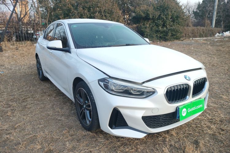 宝马1系 2021款 120i M运动版车身外观6002