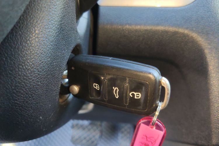 大众 捷达 2015款 1.6L 自动舒适型中控内饰7001