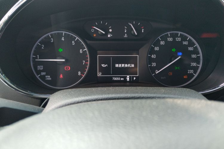别克 昂科拉 2017款 18T 自动两驱都市精英型中控内饰14