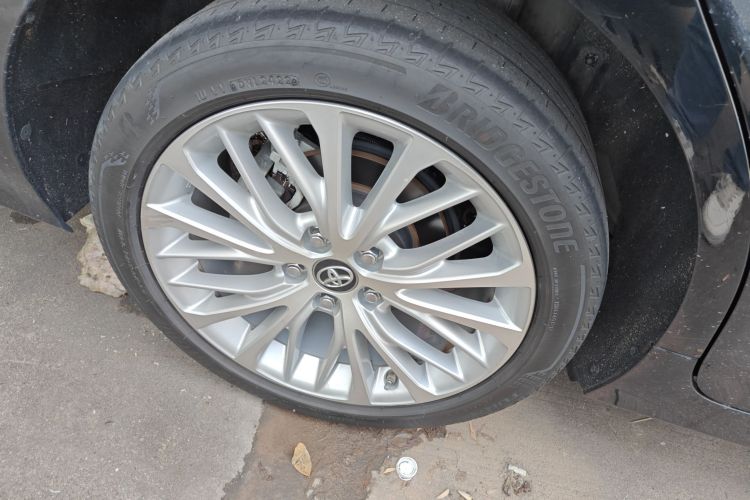 丰田 凯美瑞 2019款 2.5G 豪华版 国VI车身外观6008