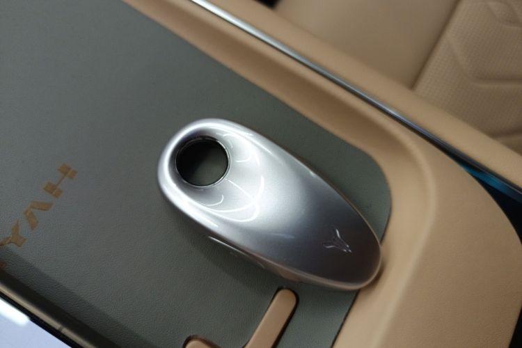 岚图汽车 岚图FREE 2024款 超长续航智驾版中控内饰11