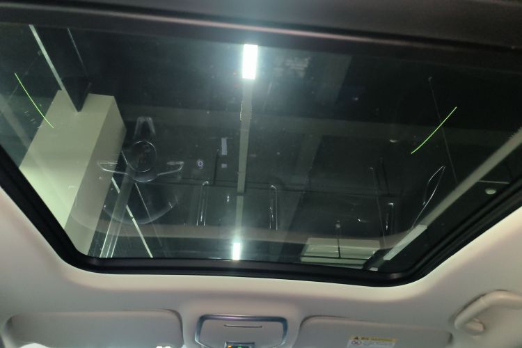 红旗HS3 PHEV 2024款 PHEV 115km 劲为版中控内饰22