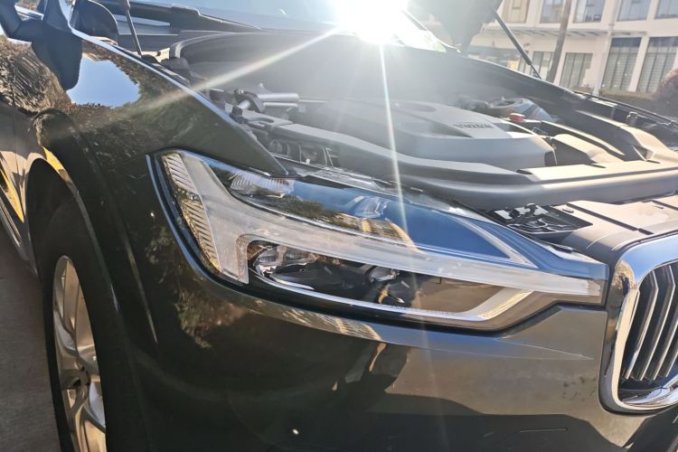 沃尔沃XC60 2021款 T5 四驱智逸豪华版车身外观8