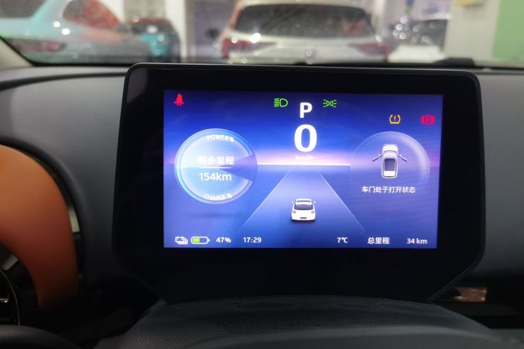 江淮钇为 钇为3 2025款 330km 潮悦版局部细节14