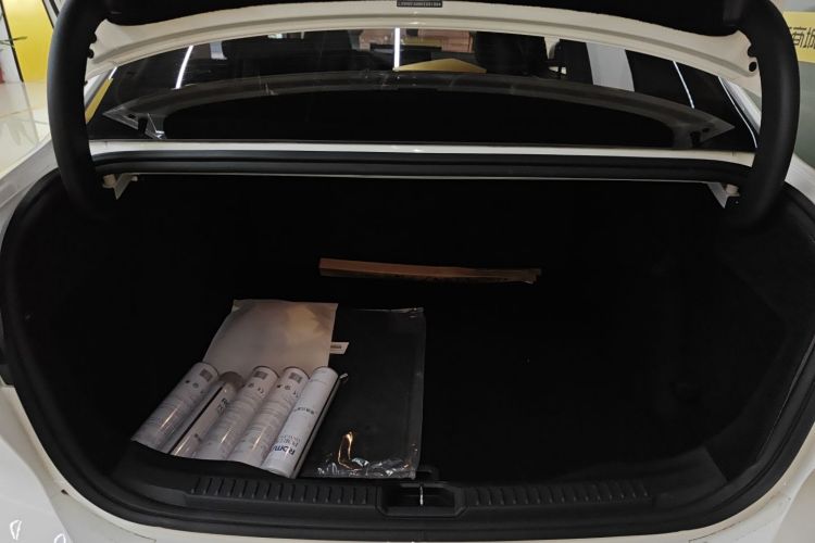 福特 福克斯 2020款 三厢 EcoBoost 180 自动锋潮型局部细节23