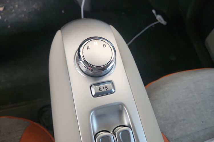 长安启源 长安Lumin 2025款 205km 香沁款中控内饰18