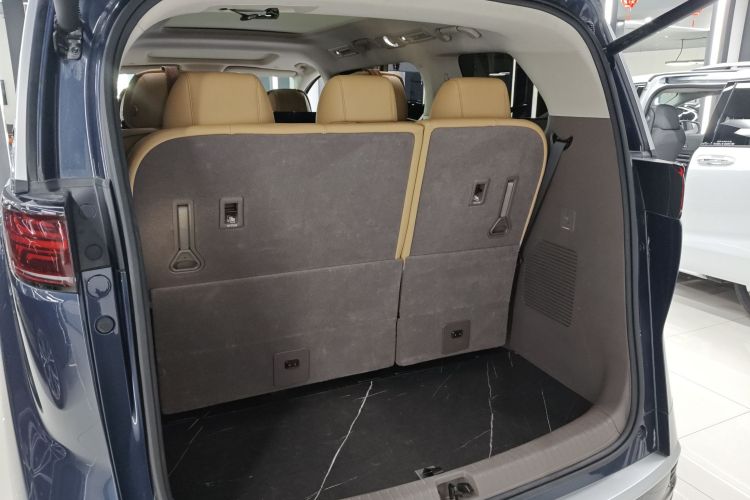 腾势D9 2022款 DM-i 970 四驱旗舰型局部细节23