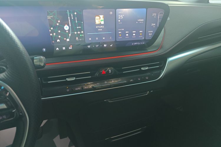 别克 世纪 2023款 2.0T 七座蕴世版中控内饰16
