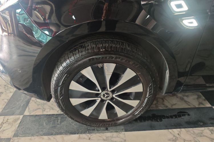 奔驰 威霆 2023款 2.0T 精英版 7座车身外观6007