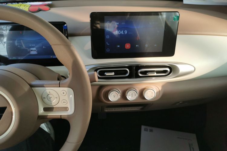 五菱汽车 宏光MINIEV 2025款 四门版 臻享+款中控内饰16