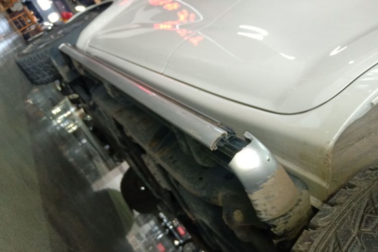 日产 途达 2020款 2.5L XV 4WD 自动四驱旗舰版局部细节9002