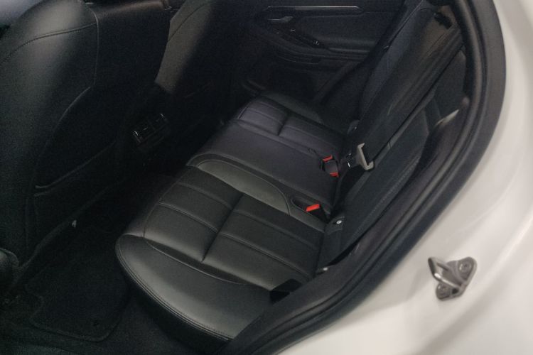 路虎 揽胜极光 2021款 极光L 249PS R-Dynamic S 性能版中控内饰7004