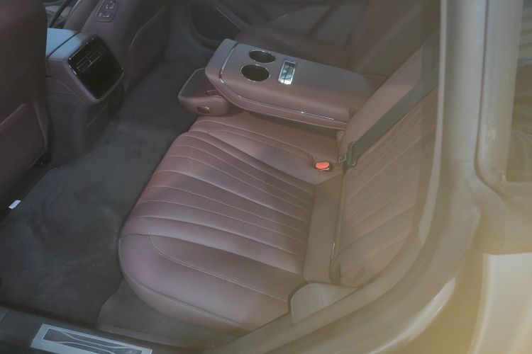 腾势Z9GT 2024款 1100四驱Max版中控内饰7004