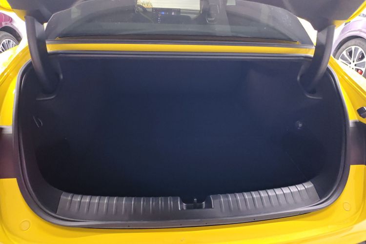 小米汽车 小米SU7 Ultra 2025款 Ultra机舱底盘23