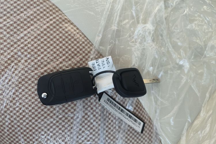 五菱汽车 宏光MINIEV 2024款 第三代 215km 青春版中控内饰11