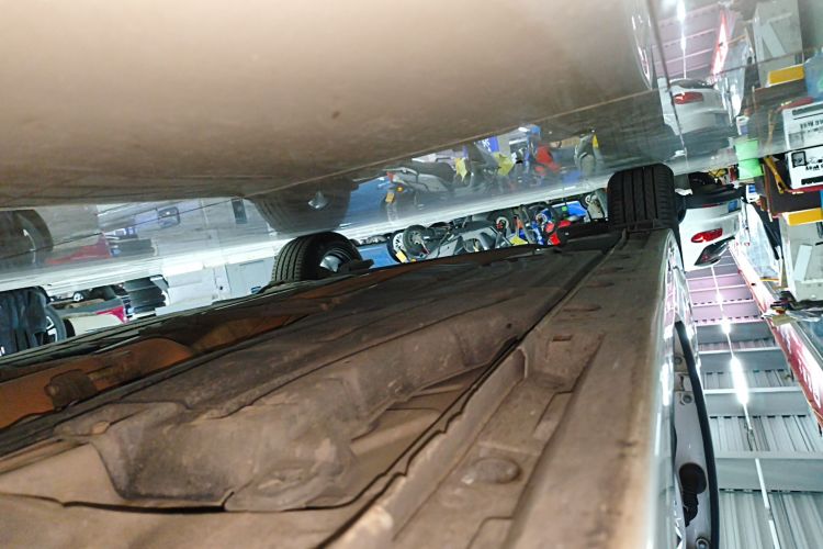 丰田 普锐斯 2012款 1.8L 豪华先进版局部细节9001