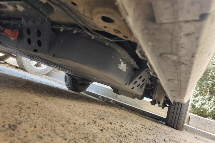 奔腾小马 2025款 222km 灵动马局部细节9004