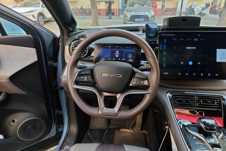 比亚迪 护卫舰07 2023款 DM-i 100KM 尊贵型局部细节13