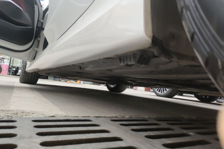 宝马3系 2024款 320Li M运动套装局部细节9002