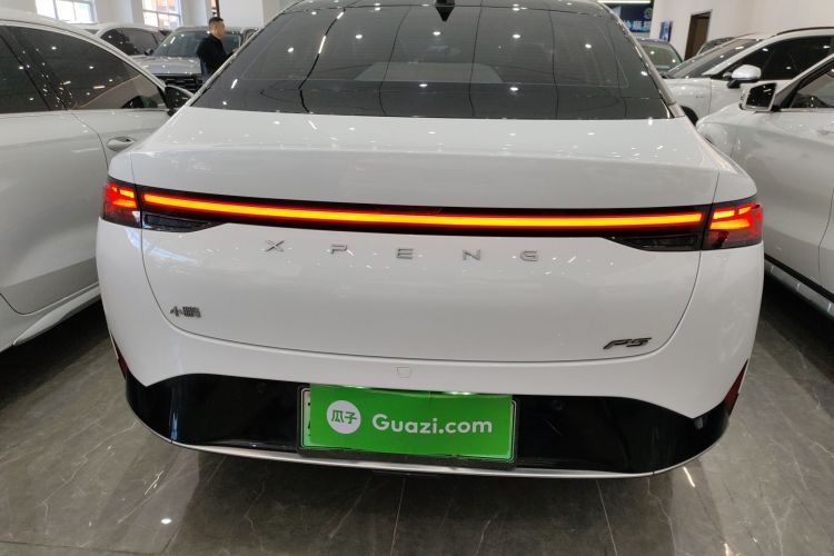 小鹏P5 2021款 550G车身外观6