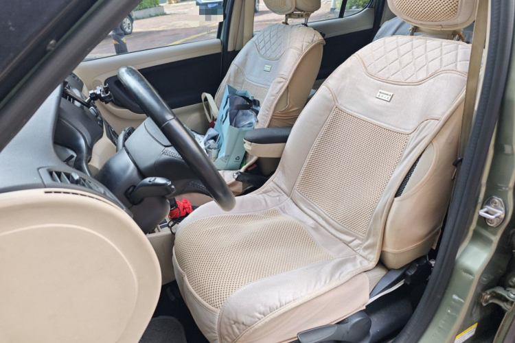 斯柯达 晶锐 2012款 1.6L Scout局部细节19