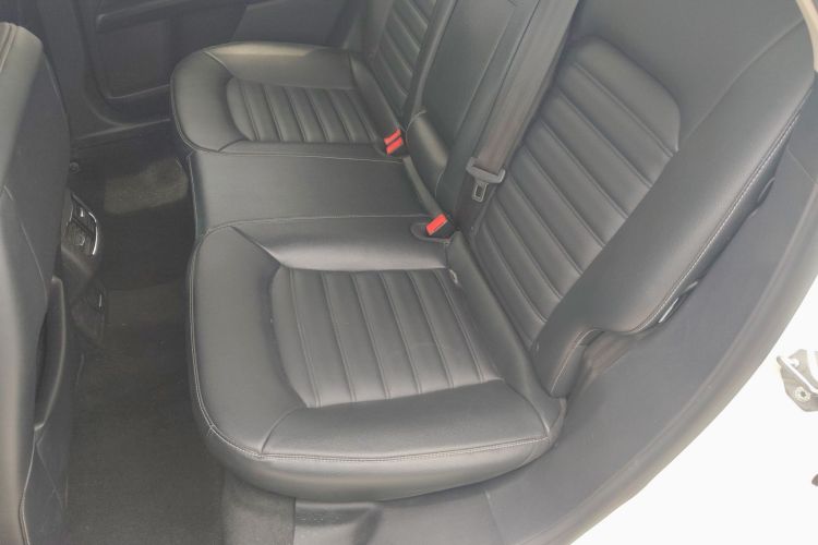 福特 蒙迪欧 2020款 EcoBoost 180 时尚型中控内饰7004