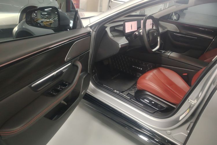 小鹏P7 2020款 670E中控内饰7003