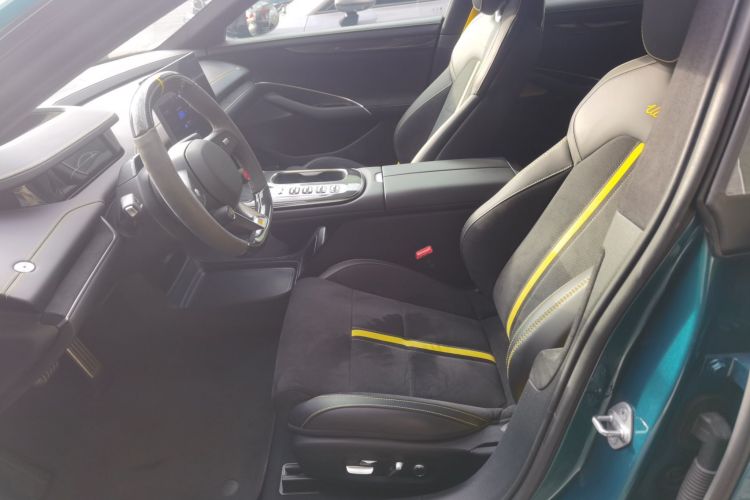 小米汽车 小米SU7 Ultra 2025款 Ultra中控内饰19