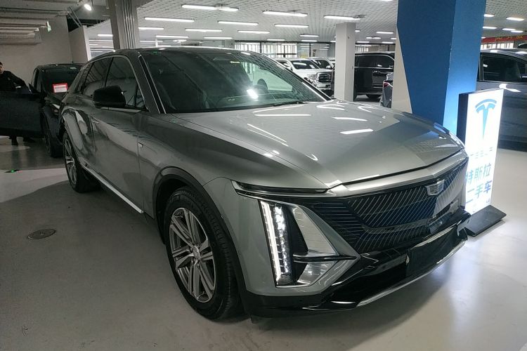 凯迪拉克 IQ锐歌 2022款 后驱长续航尊贵版车身外观3